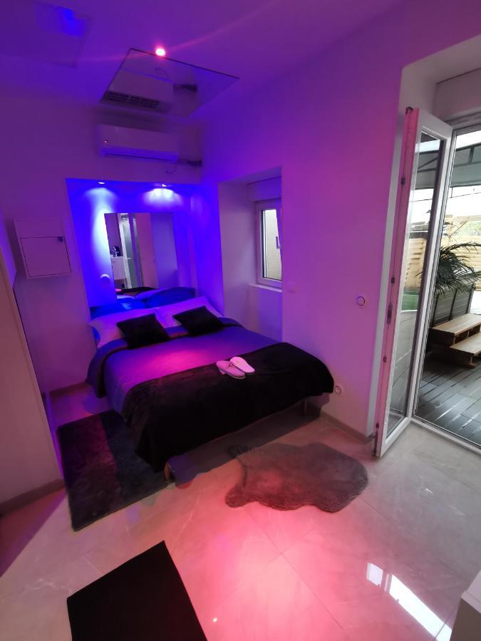 Lyon Superbe Jacuzzi Vue Sur Jardin Apartment Villeurbanne Exterior photo